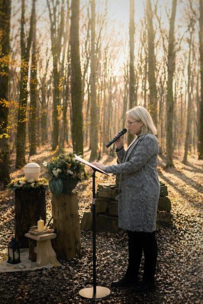 Meike Gottschalk Trauerrednerin Wald
